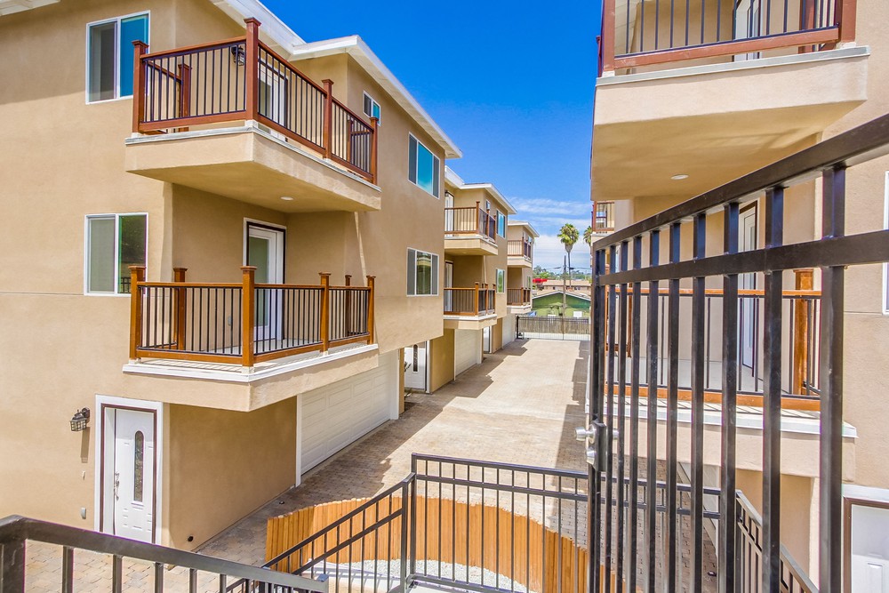 Virtual tour photo 7 of 76 for 3262 Imperial Ave