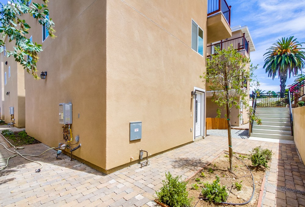Virtual tour photo 54 of 76 for 3262 Imperial Ave
