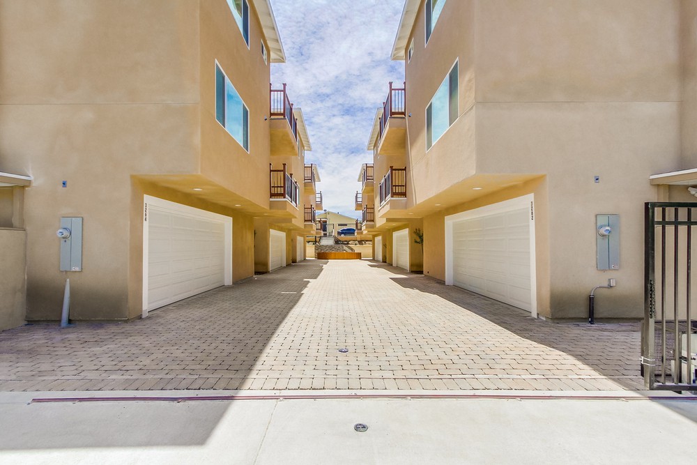 Virtual tour photo 61 of 76 for 3262 Imperial Ave