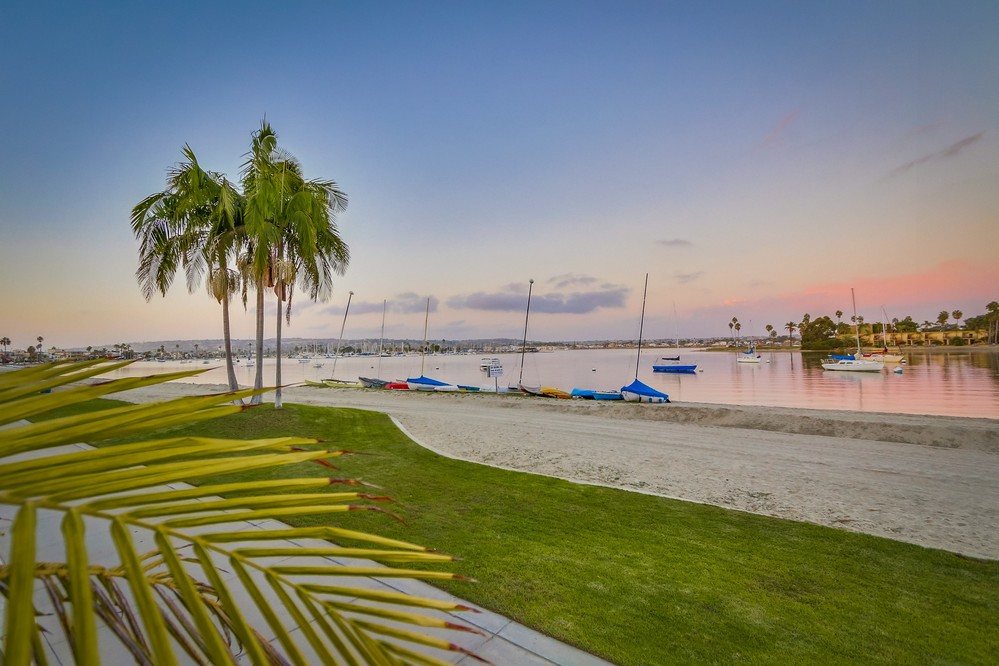 Virtual tour photo 10 of 134 for 3263 Bayside Walk