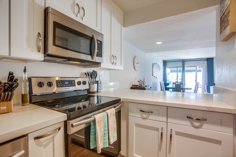 Virtual tour photo 20 of 39 for 3264 Loma Riviera Dr