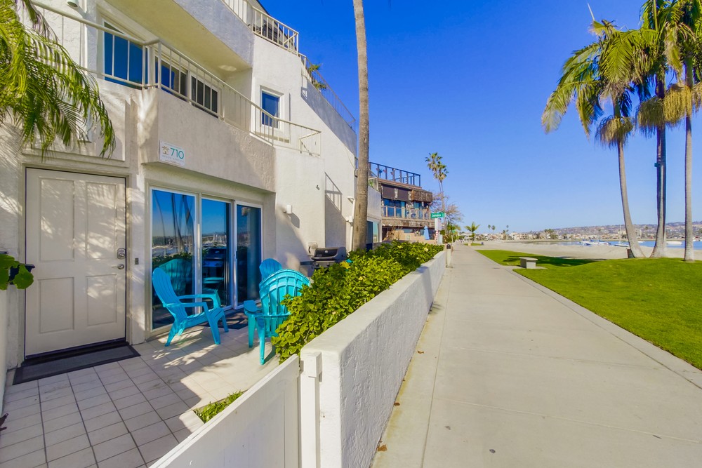 Virtual tour photo 3 of 46 for 3266 Bayside Walk