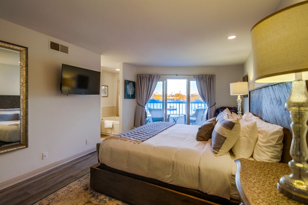 Virtual tour photo 37 of 77 for 3266 Bayside Walk