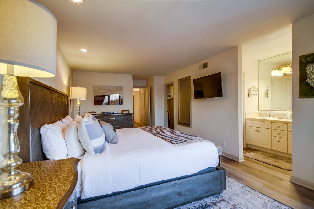 Virtual tour photo 38 of 77 for 3266 Bayside Walk