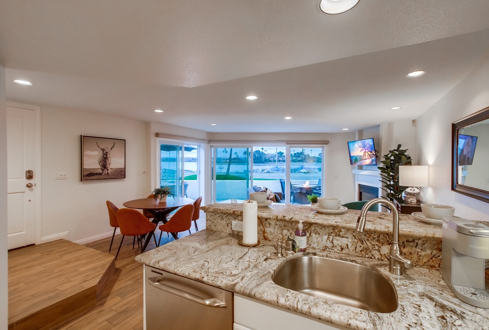 Virtual tour photo 16 of 60 for 3268 Bayside Walk