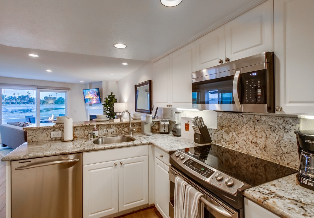 Virtual tour photo 17 of 60 for 3268 Bayside Walk