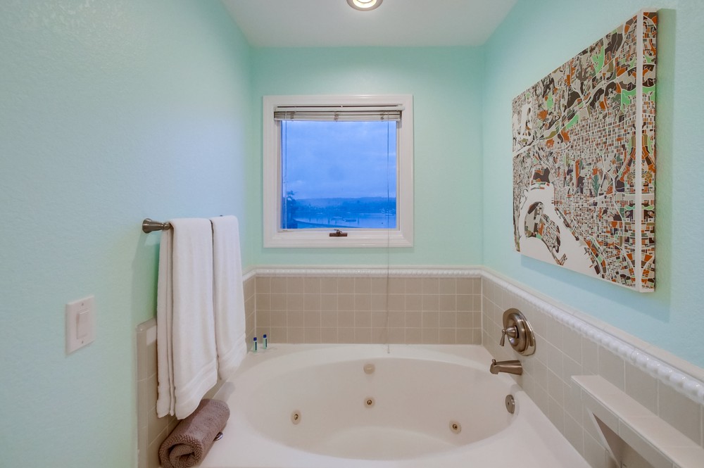 Virtual tour photo 23 of 60 for 3268 Bayside Walk