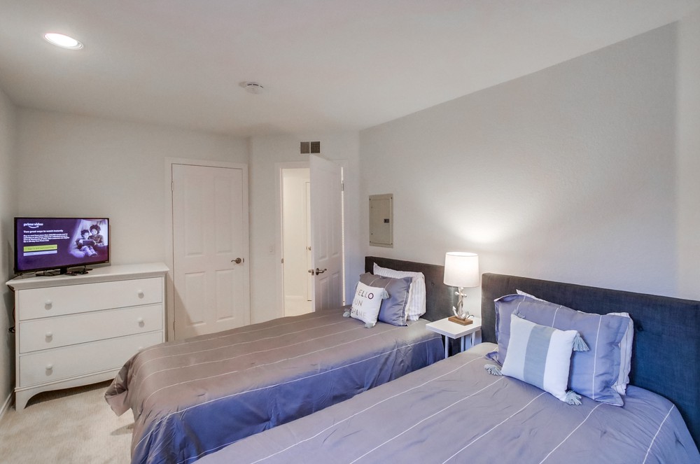 Virtual tour photo 36 of 60 for 3268 Bayside Walk