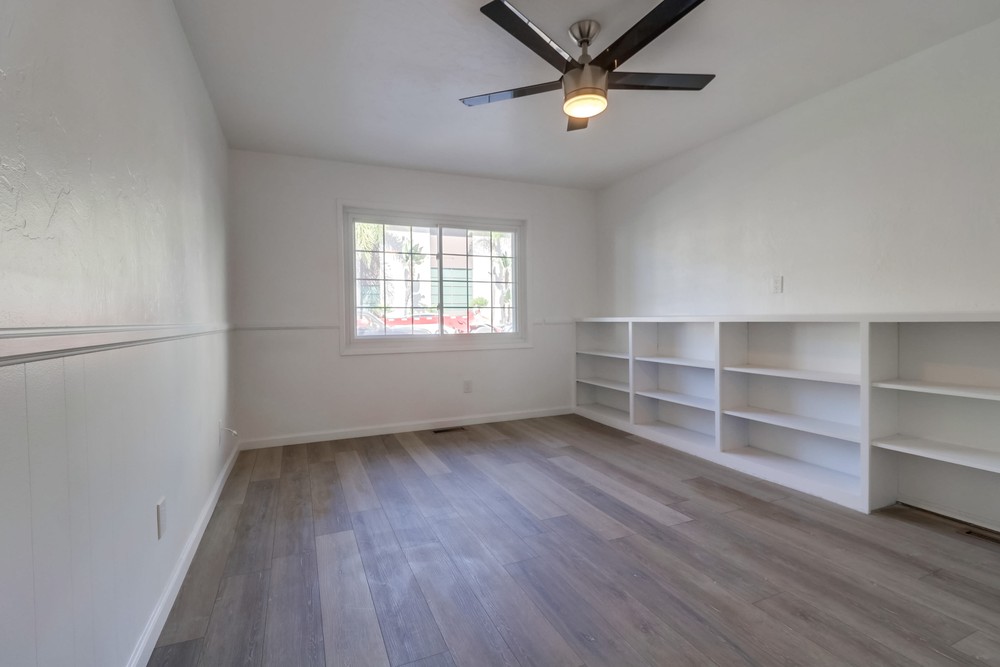 Virtual tour photo 23 of 26 for 327 Laurel St