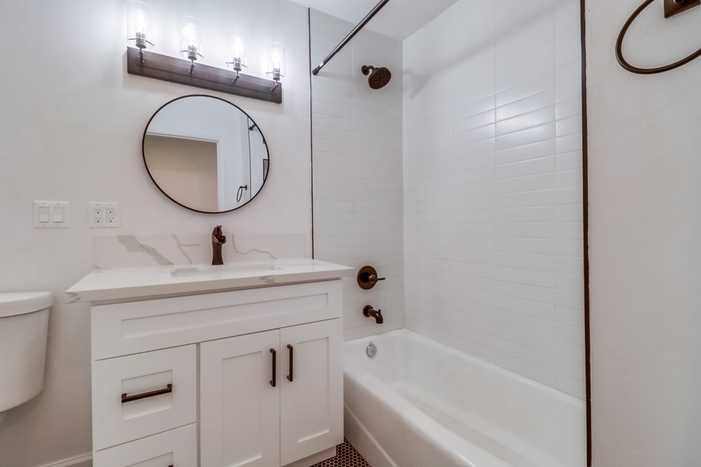 Virtual tour photo 26 of 26 for 327 Laurel St