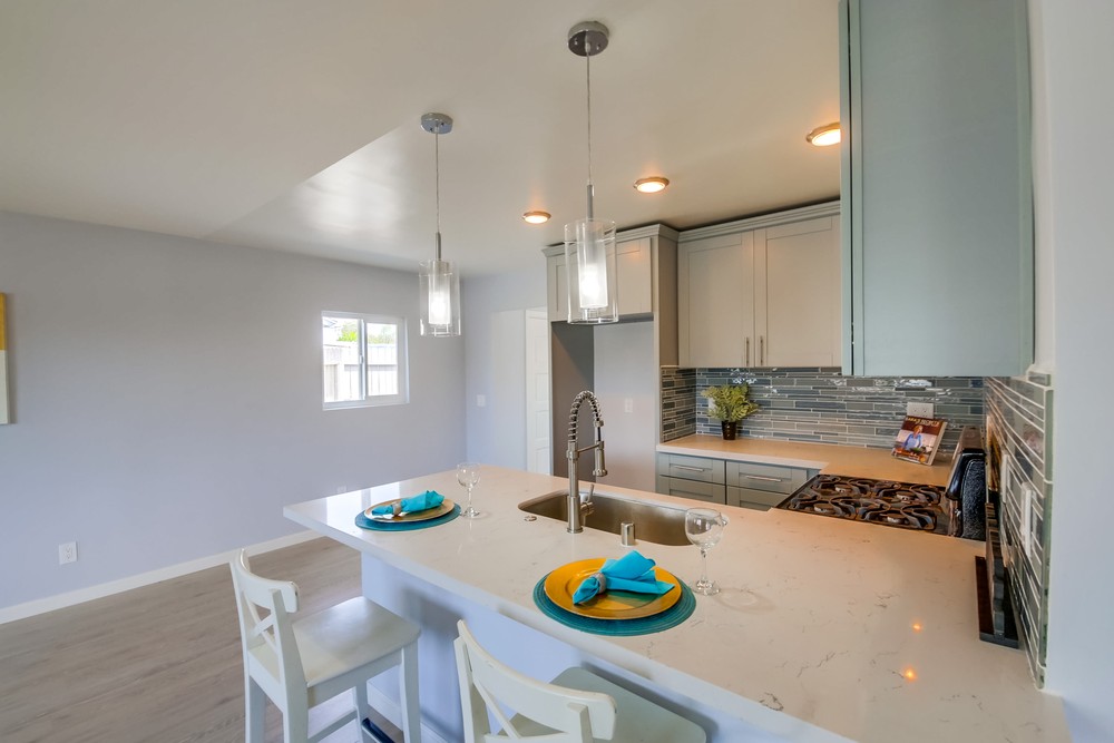 Virtual tour photo 9 of 34 for 327 Sawtelle Ave