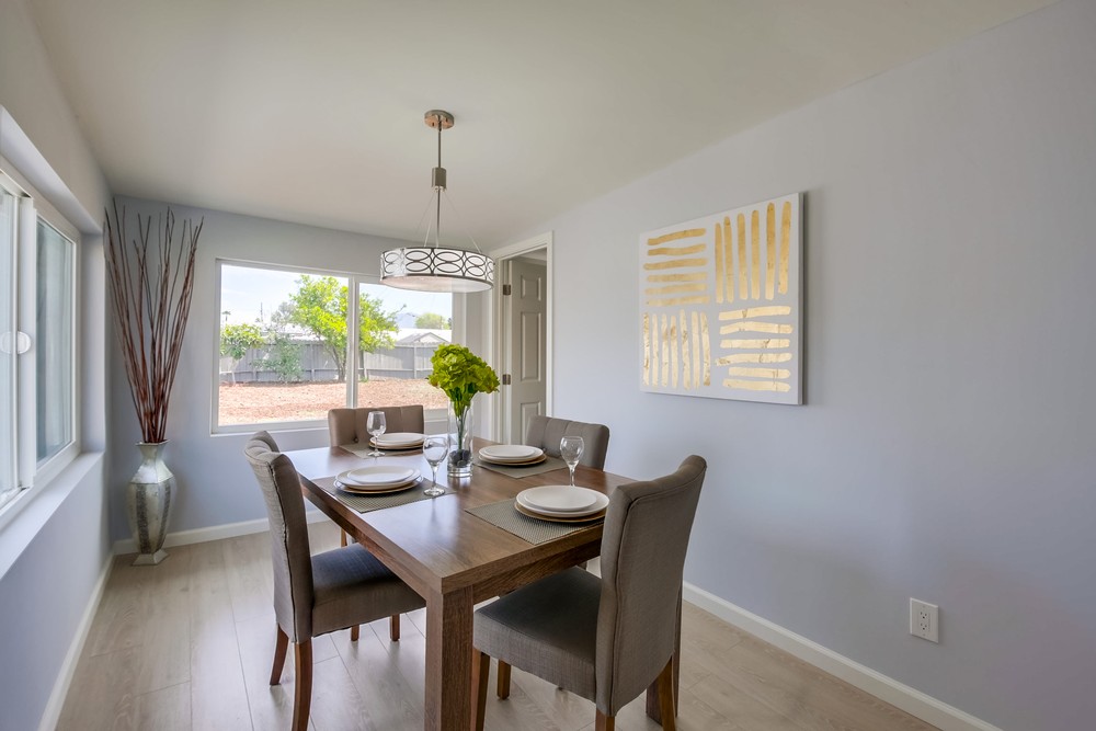 Virtual tour photo 16 of 34 for 327 Sawtelle Ave