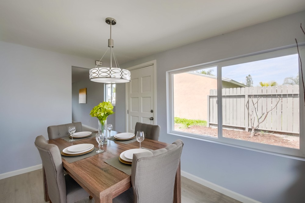 Virtual tour photo 18 of 34 for 327 Sawtelle Ave