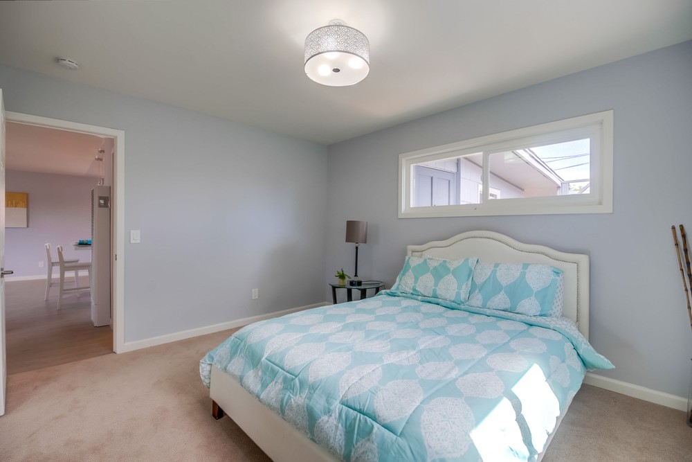 Virtual tour photo 22 of 34 for 327 Sawtelle Ave
