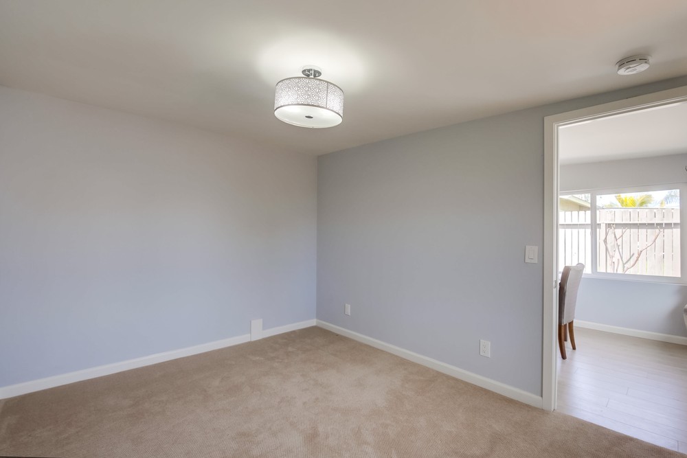 Virtual tour photo 24 of 34 for 327 Sawtelle Ave