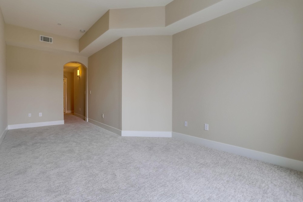 Virtual tour photo 30 of 38 for 3275 Fifth Ave #202
