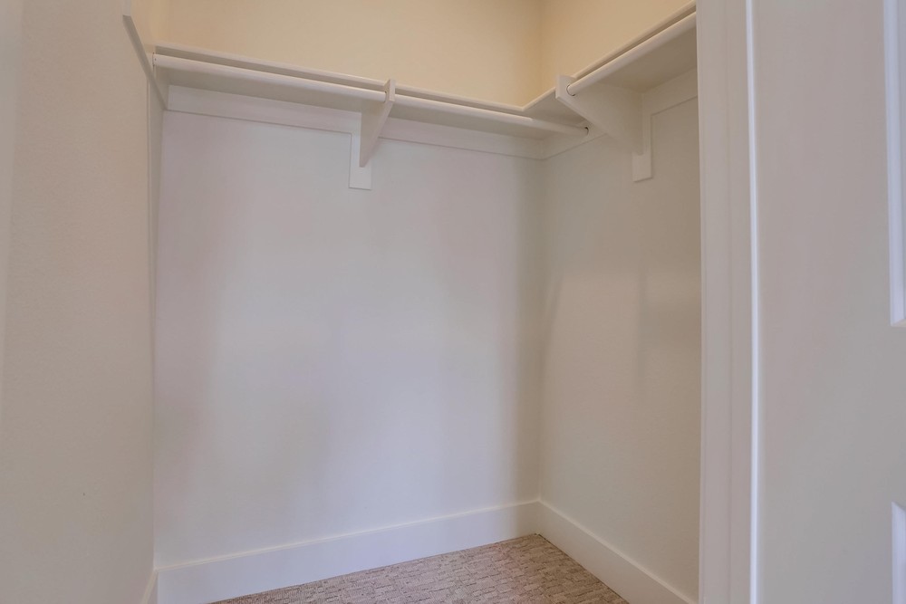 Virtual tour photo 37 of 38 for 3275 Fifth Ave #202
