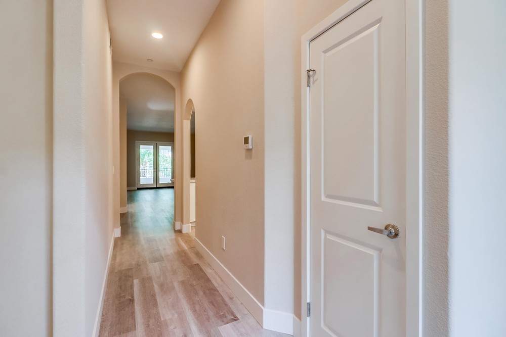 Virtual tour photo 9 of 43 for 3275 Fifth Ave #206