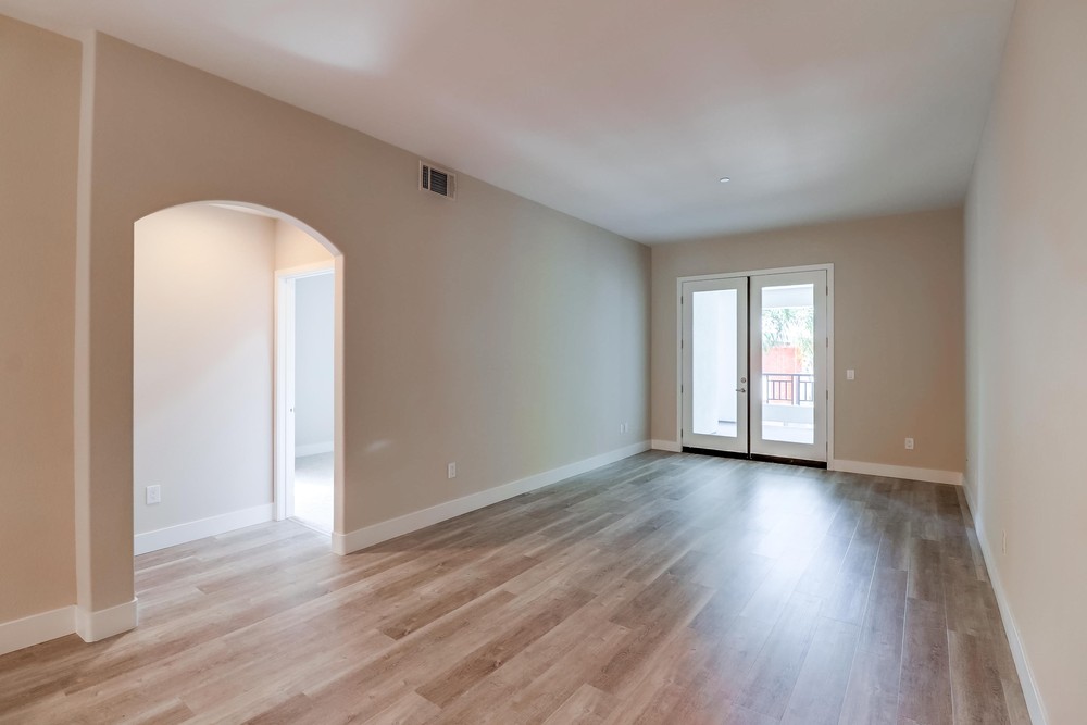 Virtual tour photo 11 of 43 for 3275 Fifth Ave #206