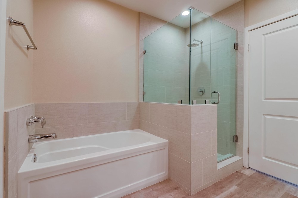 Virtual tour photo 32 of 43 for 3275 Fifth Ave #206