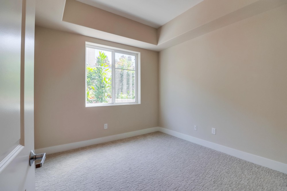 Virtual tour photo 33 of 43 for 3275 Fifth Ave #206