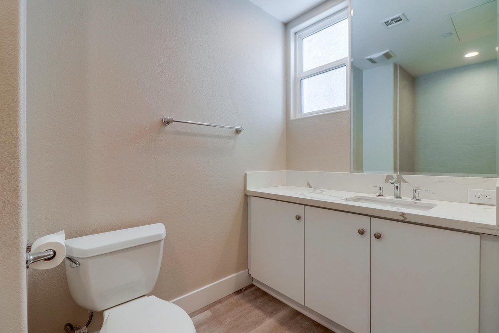 Virtual tour photo 37 of 43 for 3275 Fifth Ave #206