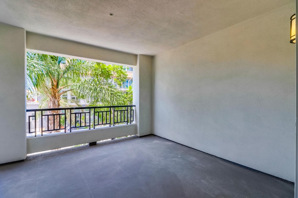 Virtual tour photo 43 of 43 for 3275 Fifth Ave #206