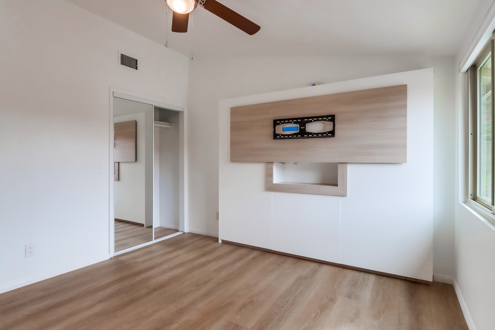 Virtual tour photo 33 of 36 for 3276 Reynard Way