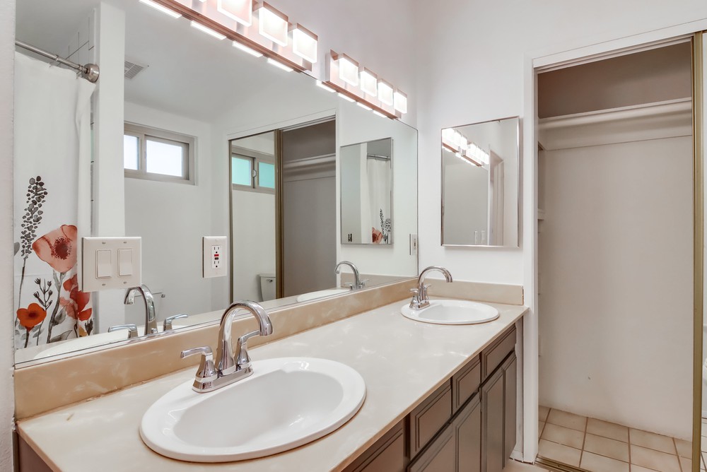 Virtual tour photo 37 of 36 for 3276 Reynard Way