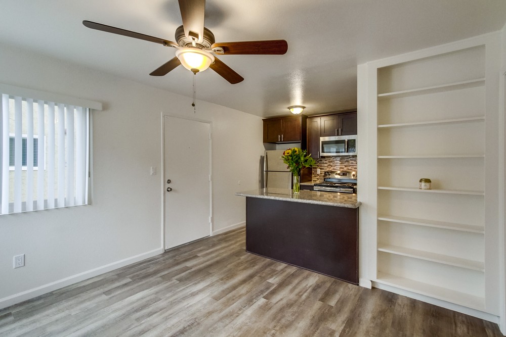 Virtual tour photo 13 of 38 for 3277 Berger Ave