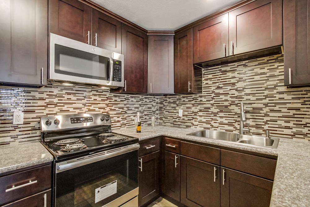 Virtual tour photo 17 of 38 for 3277 Berger Ave
