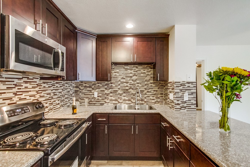Virtual tour photo 18 of 38 for 3277 Berger Ave