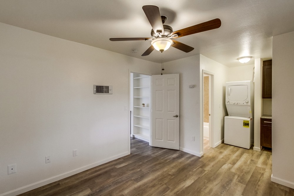 Virtual tour photo 23 of 38 for 3277 Berger Ave