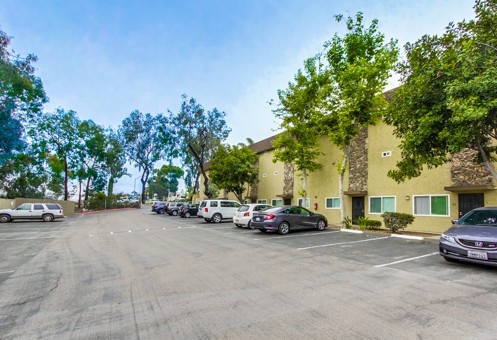 Virtual tour photo 36 of 38 for 3277 Berger Ave