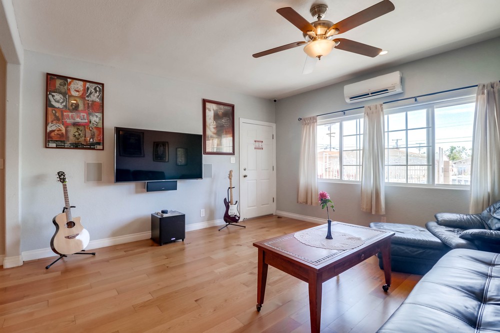 Virtual tour photo 11 of 34 for 3280 Gillette St