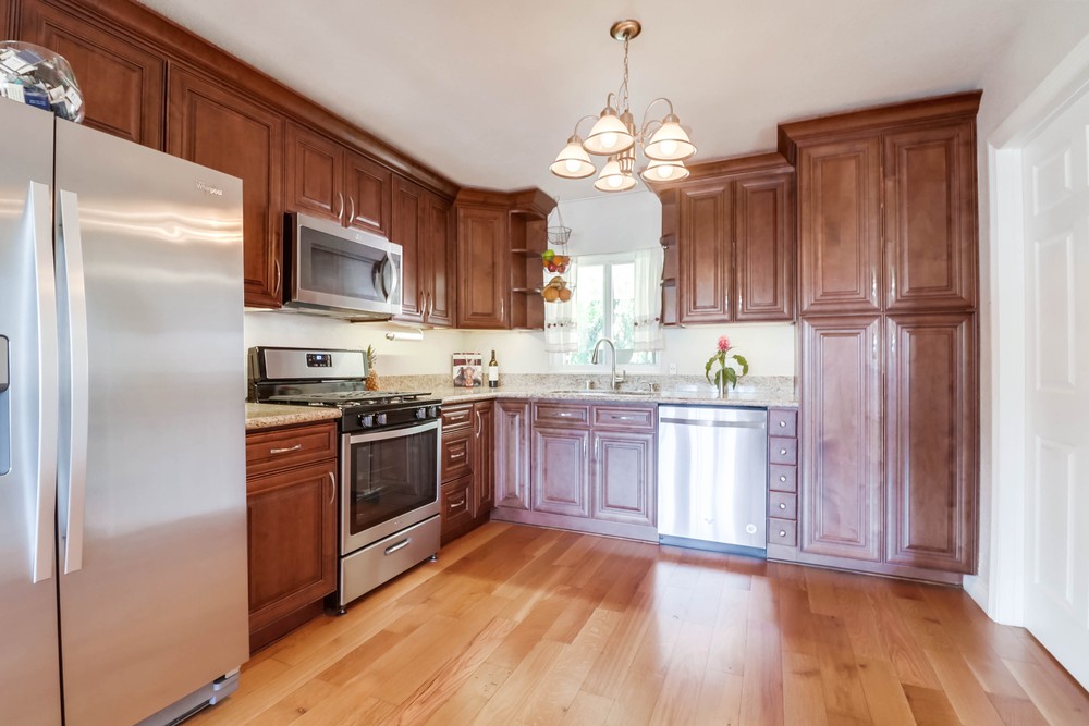 Virtual tour photo 13 of 34 for 3280 Gillette St