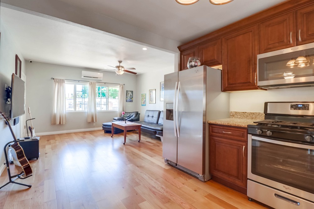 Virtual tour photo 15 of 34 for 3280 Gillette St