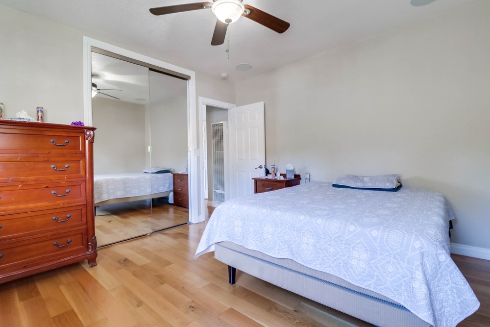 Virtual tour photo 25 of 34 for 3280 Gillette St