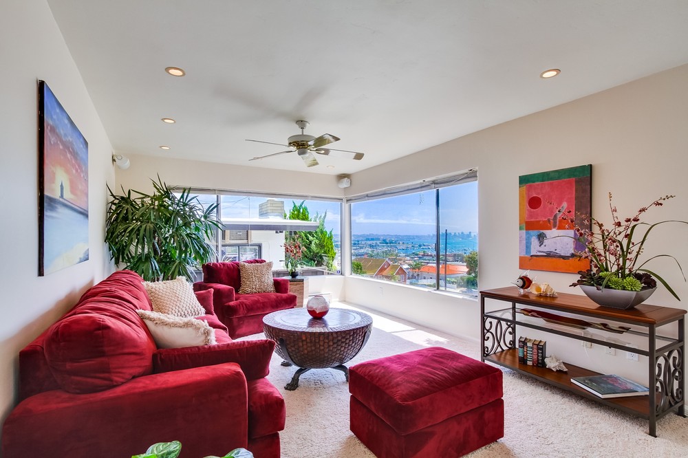 Virtual tour photo 6 of 39 for 3280 Trumbull Street