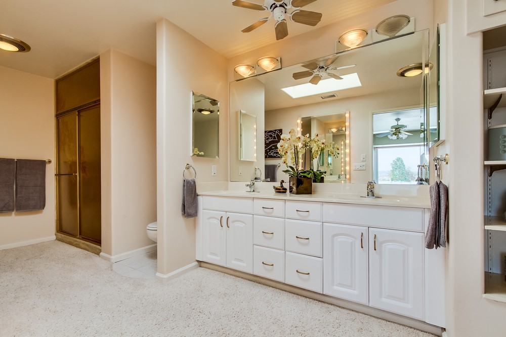 Virtual tour photo 28 of 39 for 3280 Trumbull Street