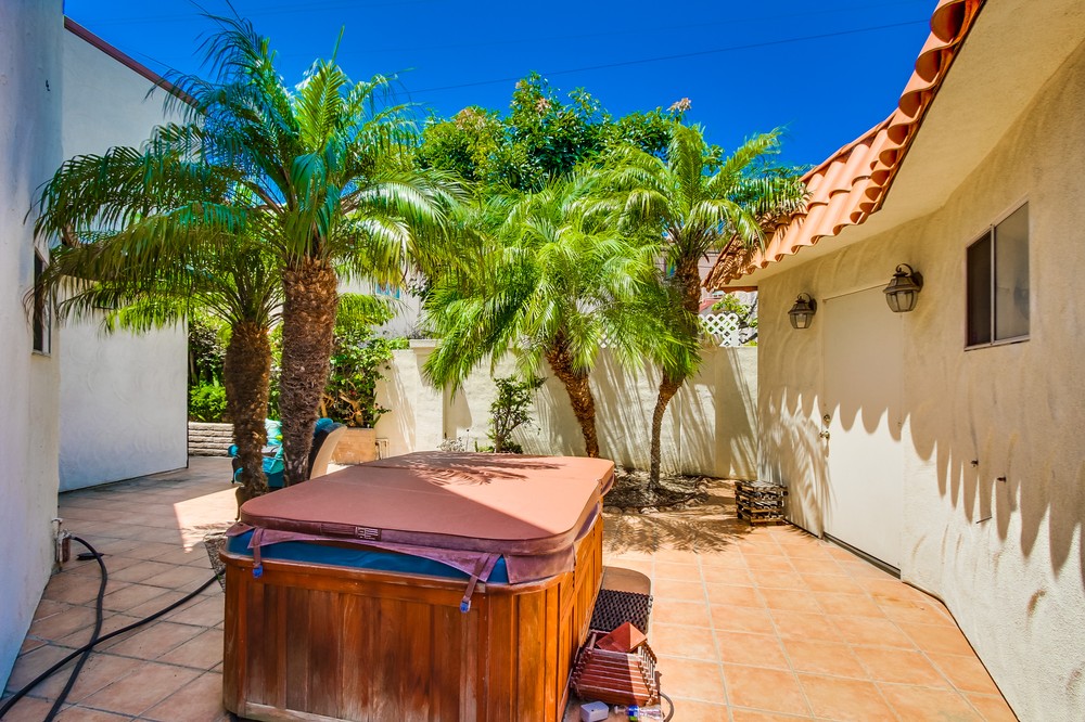 Virtual tour photo 40 of 39 for 3280 Trumbull Street