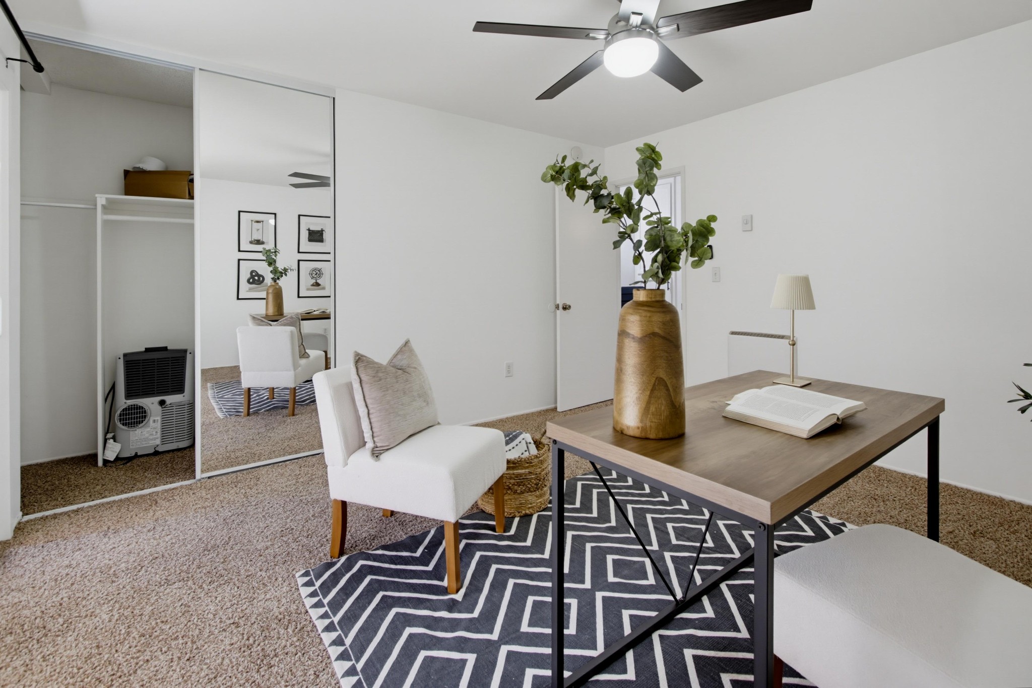 Virtual tour photo 36 of 41 for 3282 Berger Ave
