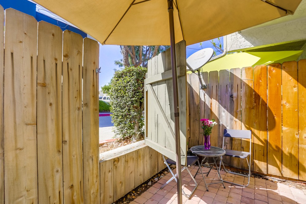 Virtual tour photo 35 of 37 for 3282 Berger Ave UNIT B2