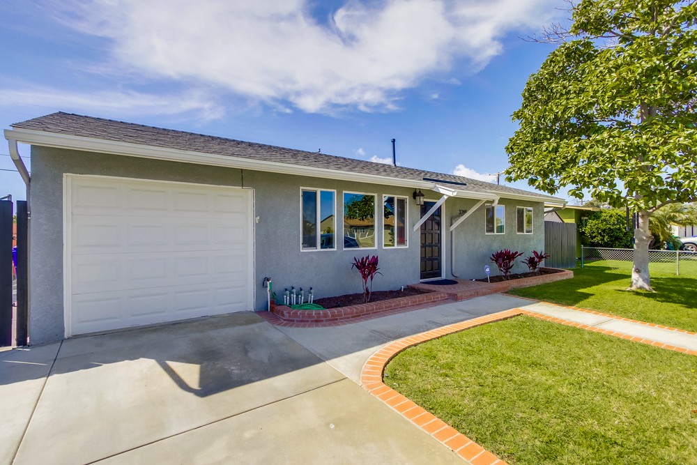 Virtual tour photo 3 of 49 for 3285 Moccasin Ave