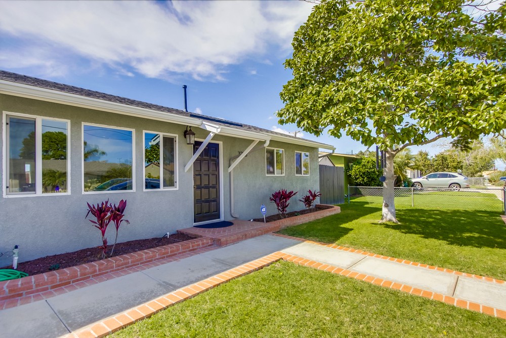 Virtual tour photo 4 of 49 for 3285 Moccasin Ave