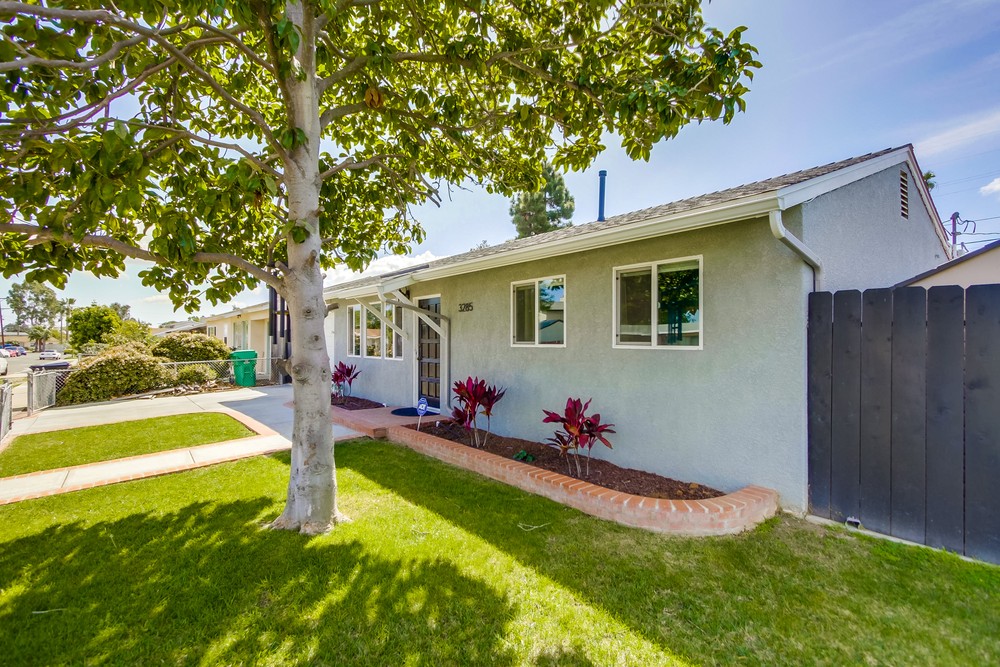 Virtual tour photo 5 of 49 for 3285 Moccasin Ave