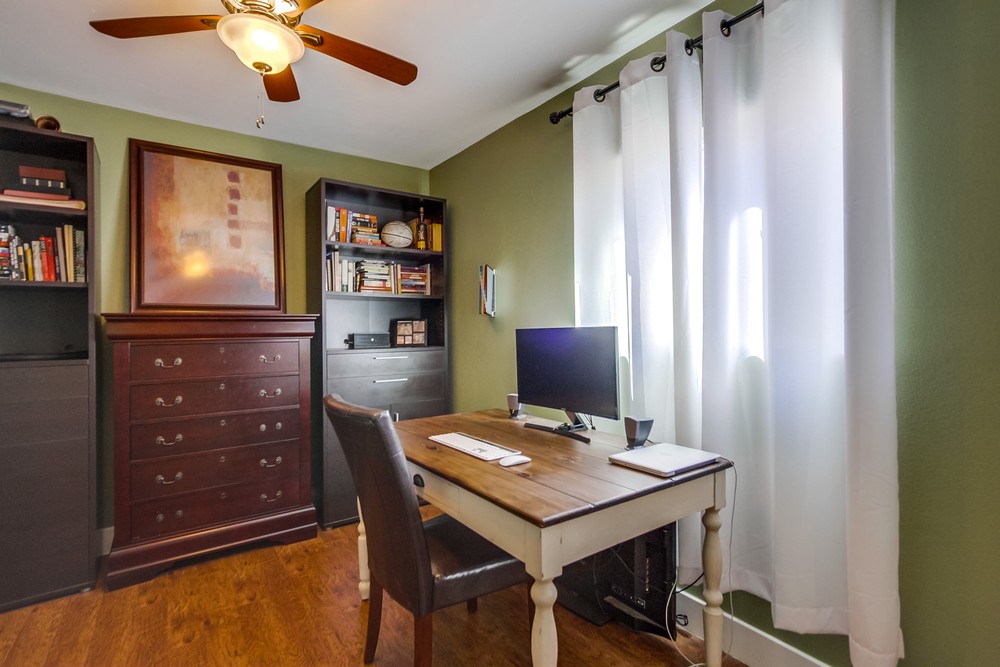 Virtual tour photo 27 of 49 for 3285 Moccasin Ave