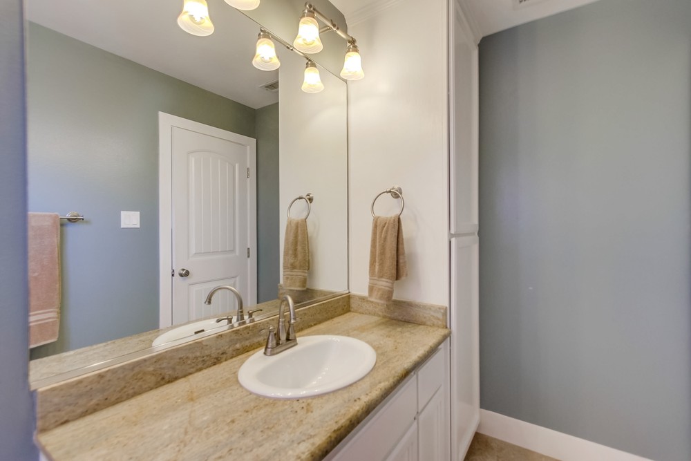 Virtual tour photo 26 of 49 for 3285 Moccasin Ave