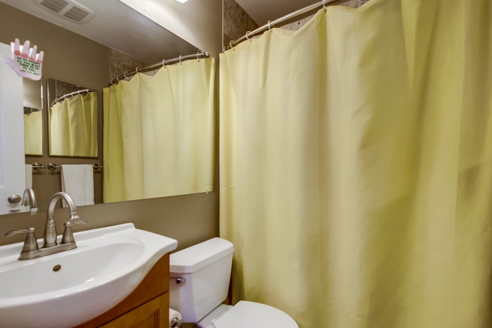 Virtual tour photo 36 of 49 for 3285 Moccasin Ave