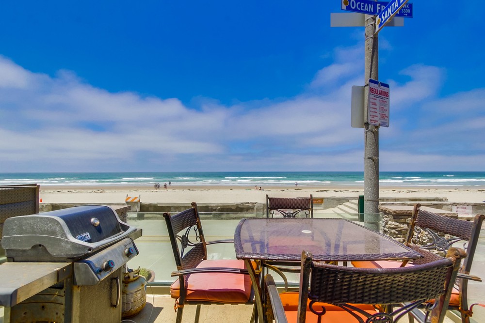 Virtual tour photo 15 of 46 for 3285 Ocean Front Walk #2
